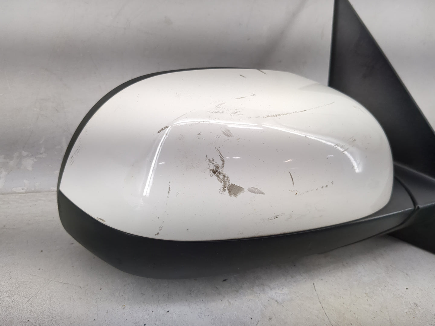2014-2019 Kia Soul Passenger Side View Mirror - Right Door Mirror OEM Used - Oemusedautoparts1.com