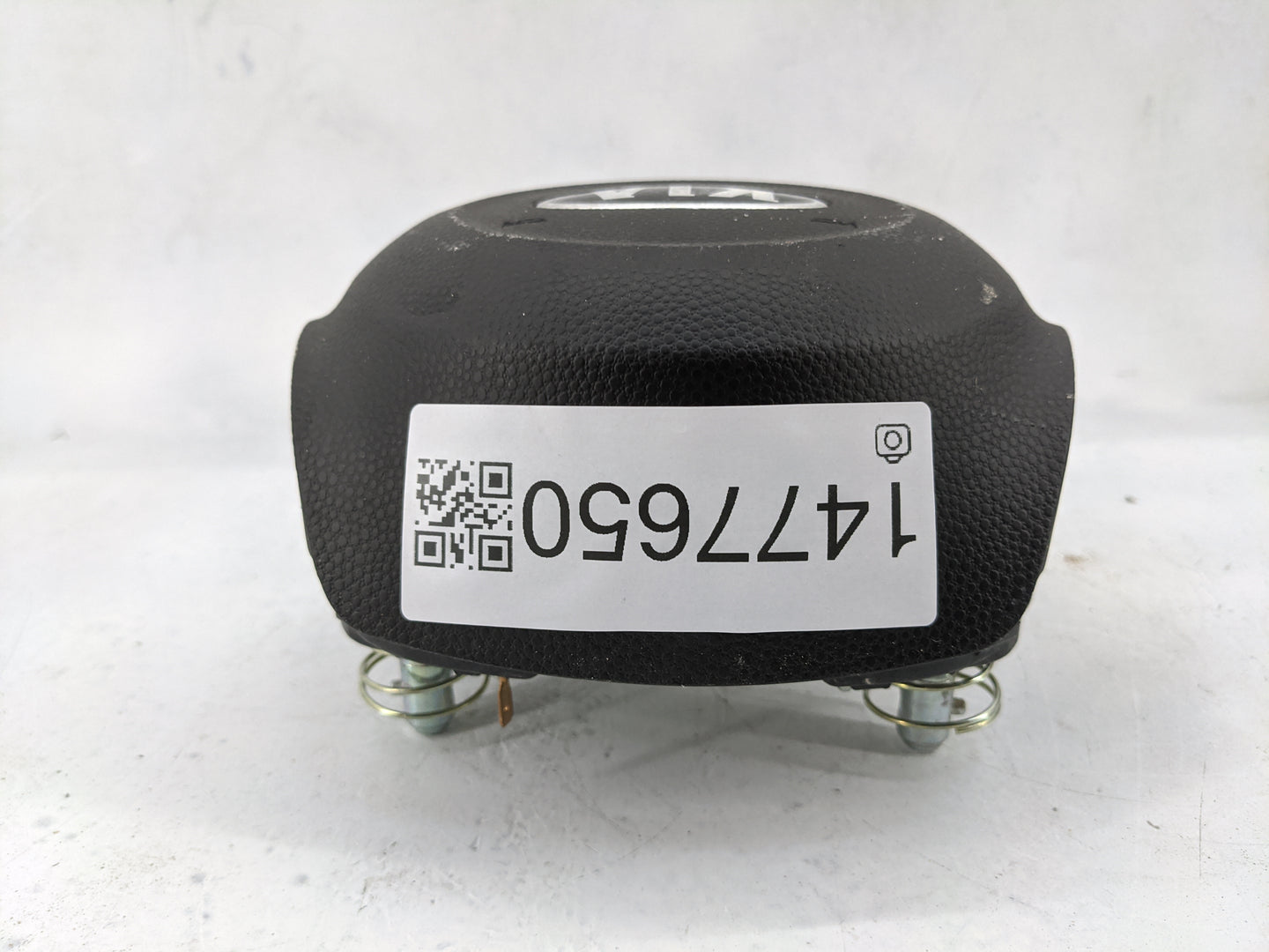 2014-2019 Kia Soul Air Bag Driver Left Steering Wheel Mounted 1477650 - Oemusedautoparts1.com