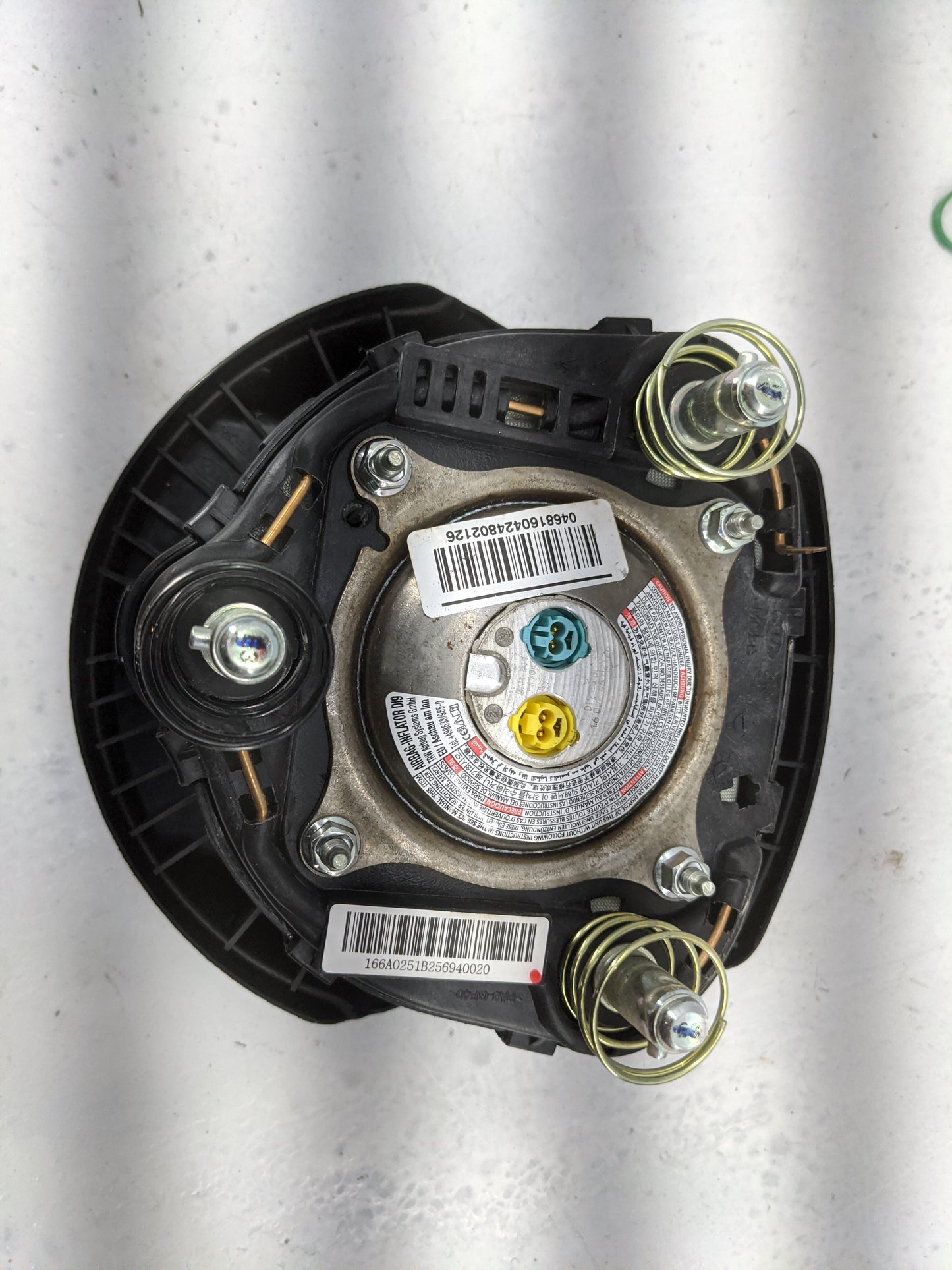 2014-2019 Kia Soul Air Bag Driver Left Steering Wheel Mounted 1477650 - Oemusedautoparts1.com
