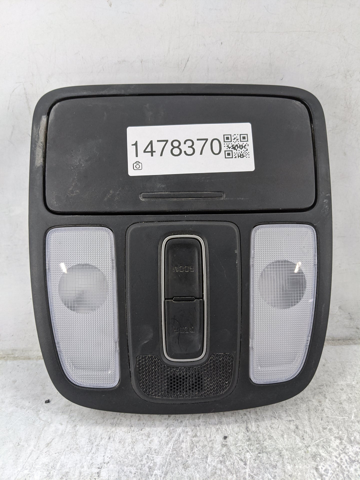 2014-2019 Kia Soul Overhead Roof Console 1478370 - Oemusedautoparts1.com
