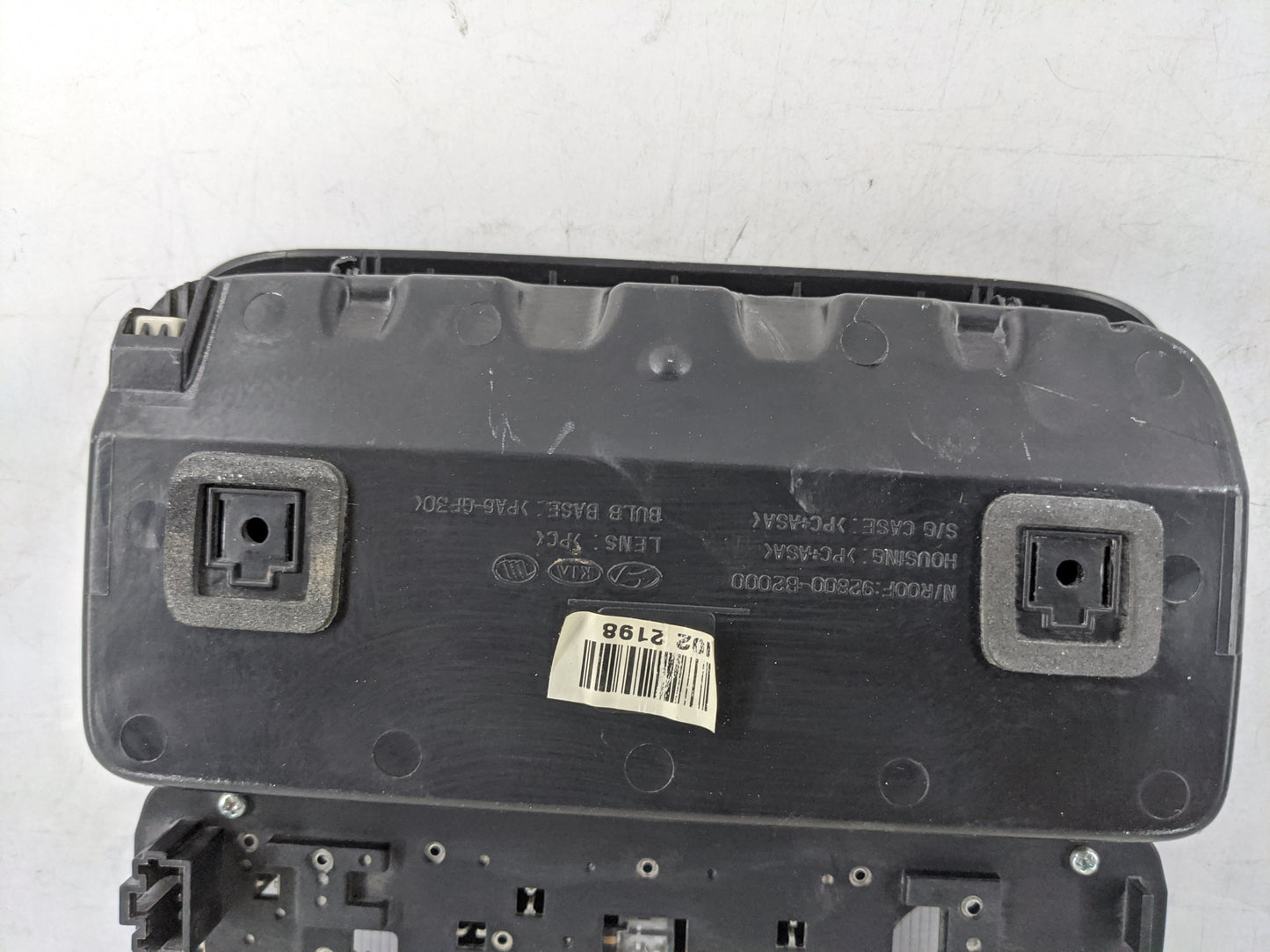 2014-2019 Kia Soul Overhead Roof Console 1478370 - Oemusedautoparts1.com
