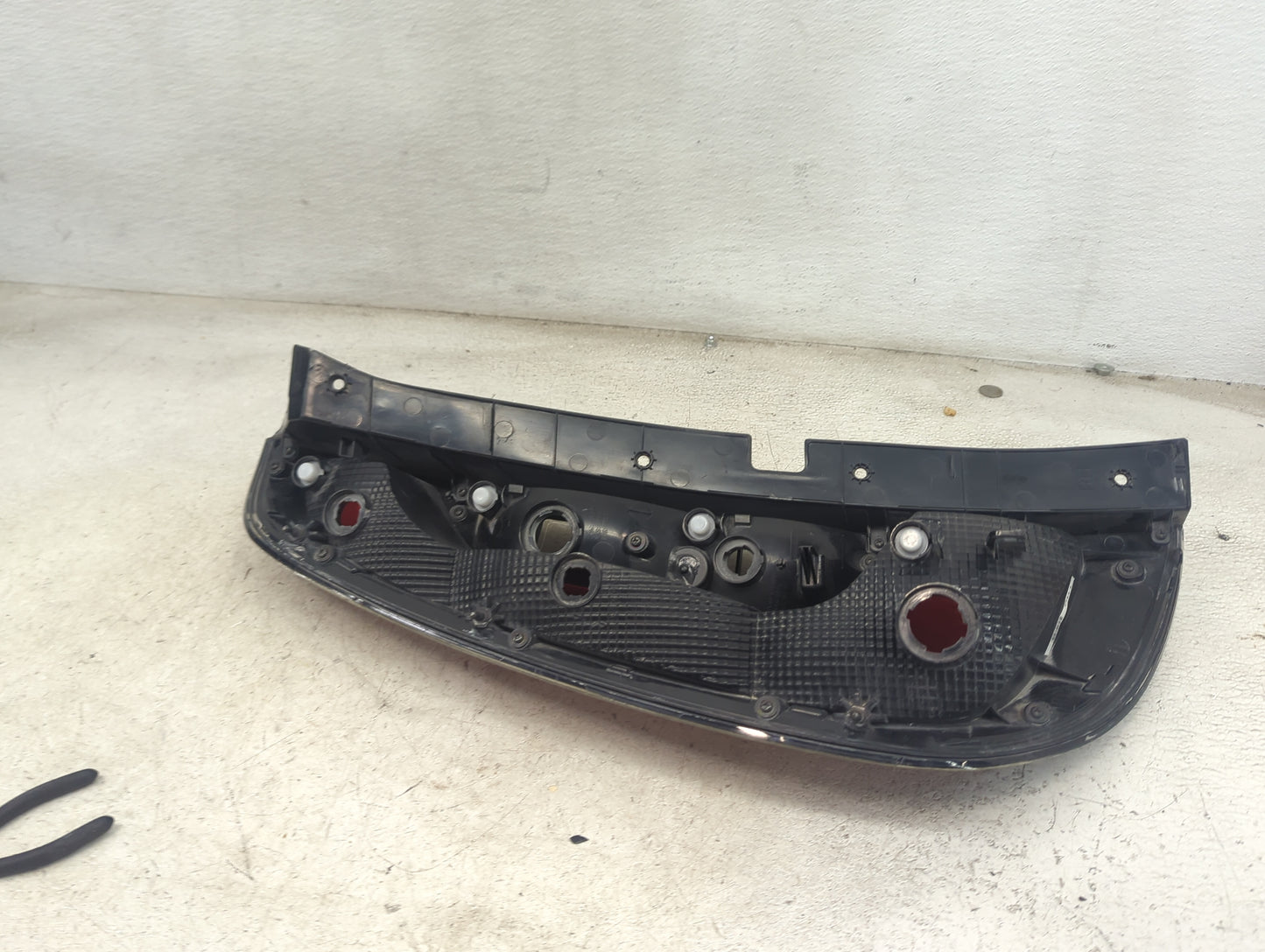 2014-2019 Kia Soul Passenger Right Side Deck Lid Mounted Tail Light - Oemusedautoparts1.com