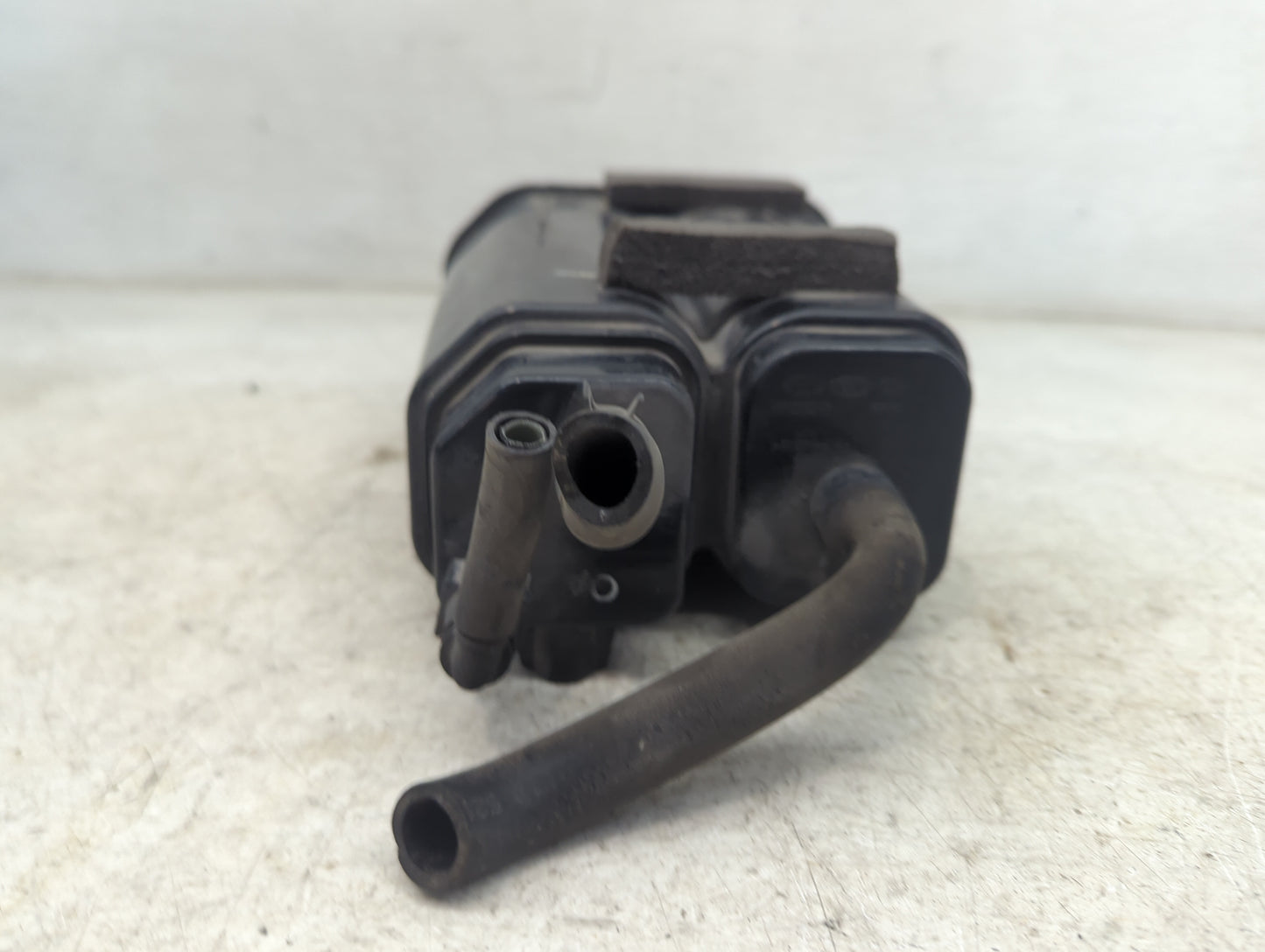 2016 Kia Soul Fuel Vapor Charcoal Canister 1481334 - Oemusedautoparts1.com