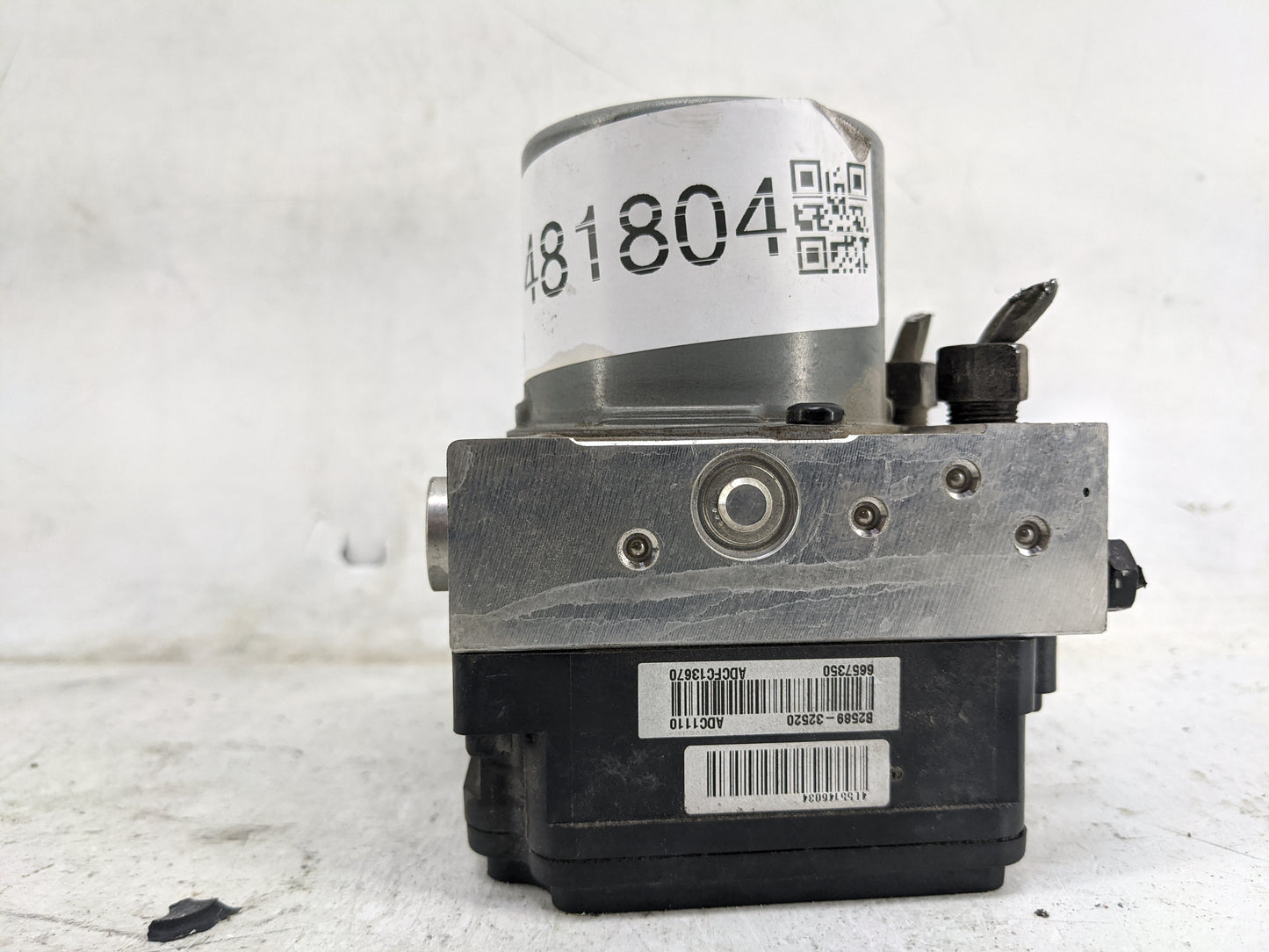 2016 Kia Soul ABS Pump Control Module Replacement P/N:58920-B2720 82589-32520, ADC1110, ADCFC13870, 6667350 Fits OEM Used Au
