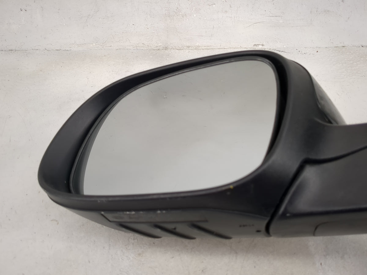 2014-2019 Kia Soul Driver Side View Mirror - Left Door Mirror OEM Used - Oemusedautoparts1.com