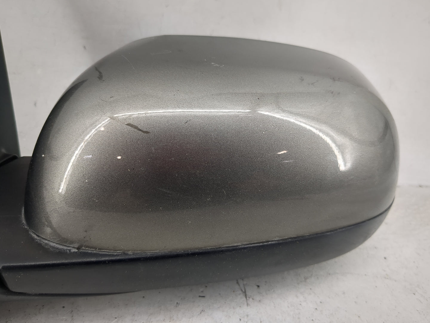 2014-2019 Kia Soul Driver Side View Mirror - Left Door Mirror OEM Used - Oemusedautoparts1.com