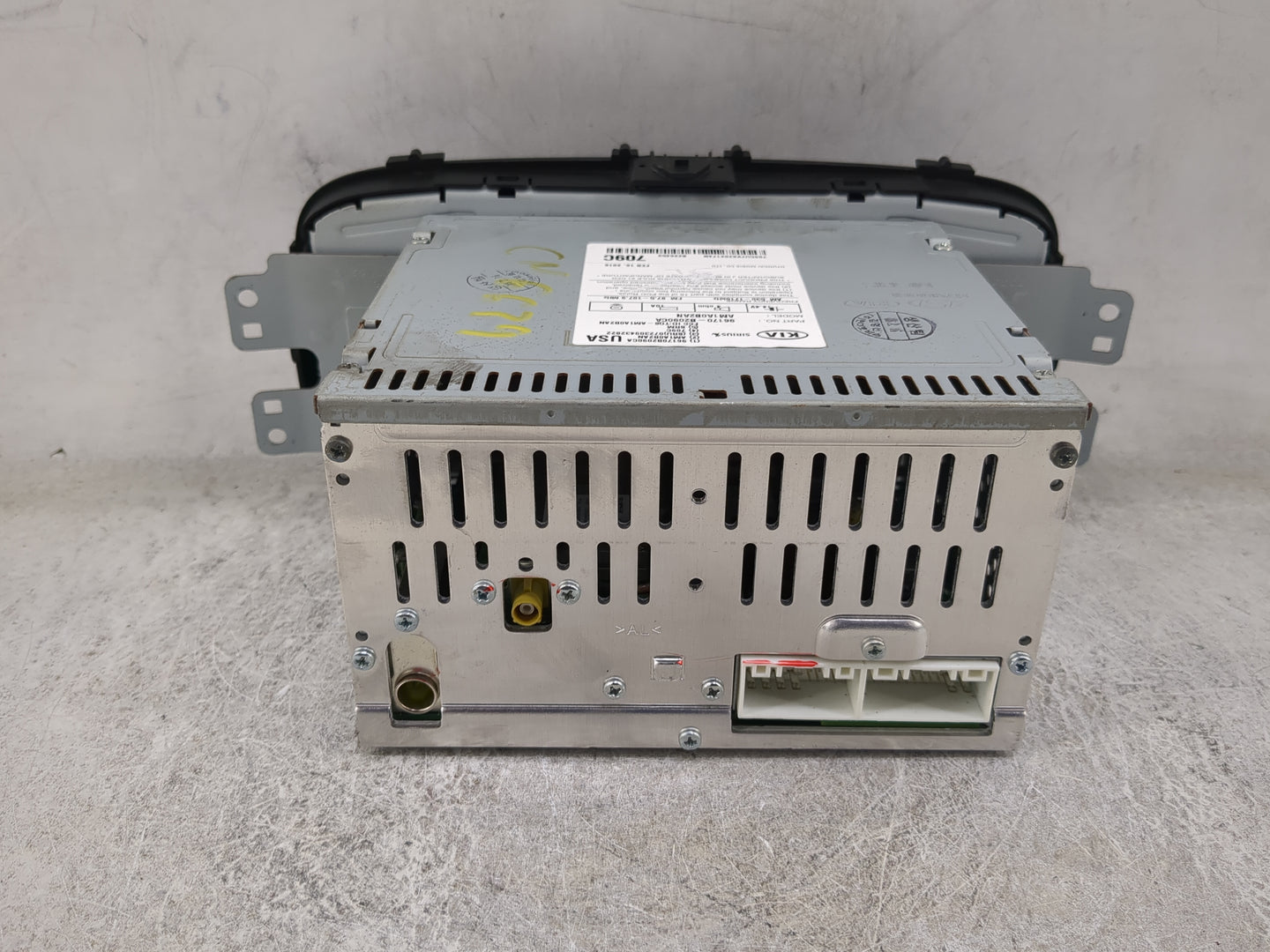 2014-2016 Kia Soul Radio AM FM Cd Player Receiver Replacement P/N:96170-B2090CA AM1A0B2AN, TQ8-AM1A0B2AN Fits Fits 2014 2015