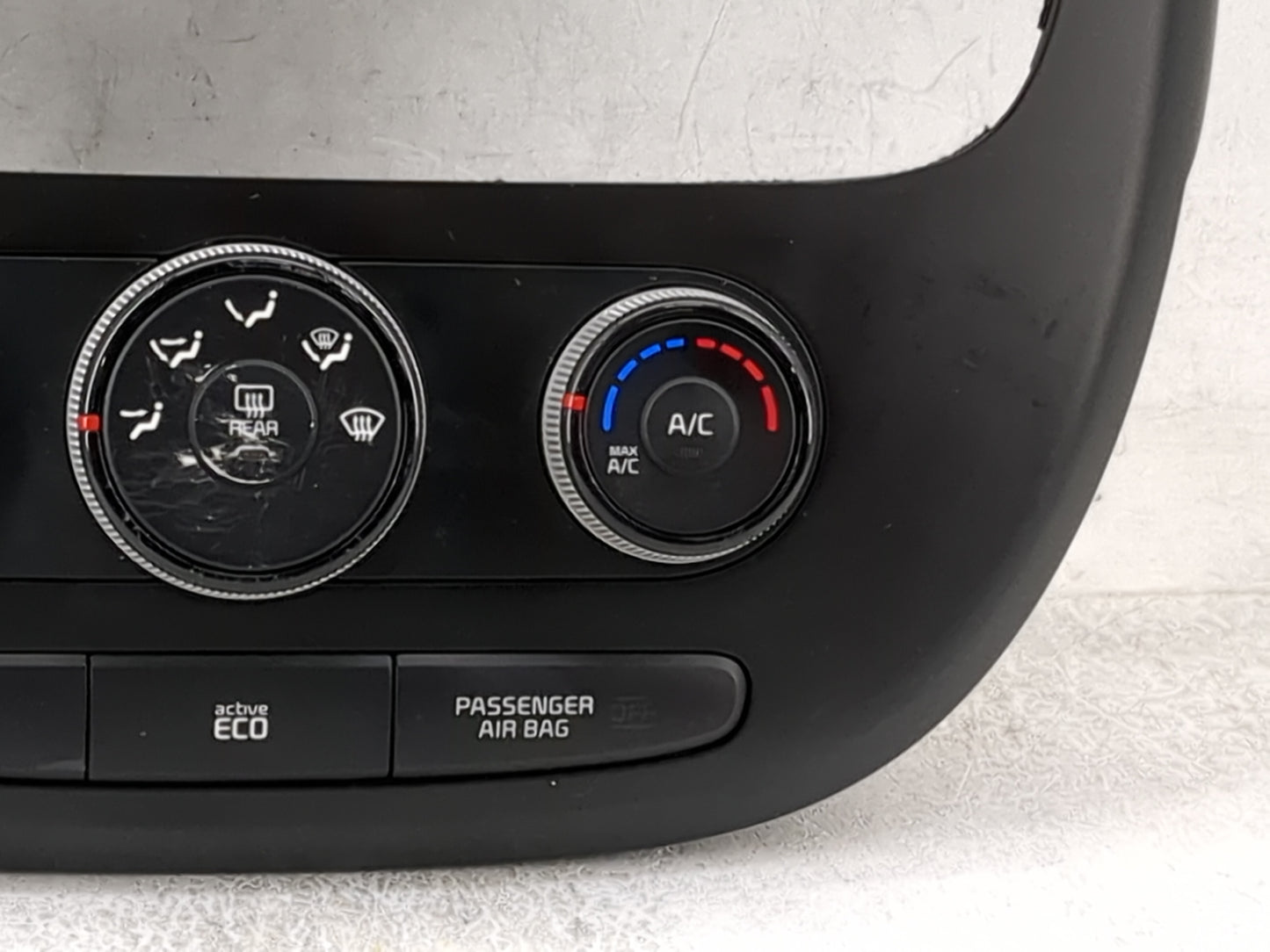 2014-2016 Kia Soul Climate Control Module Temperature AC/Heater Replacement P/N:97250-B2XXX 97250-B2A61ASB Fits OEM Used Aut