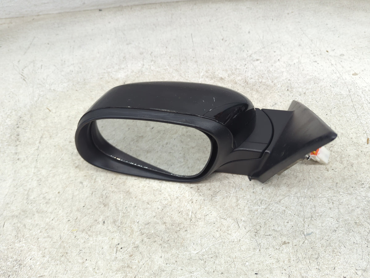 2014-2019 Kia Soul Driver Side View Mirror - Left Door Mirror OEM Used - Oemusedautoparts1.com