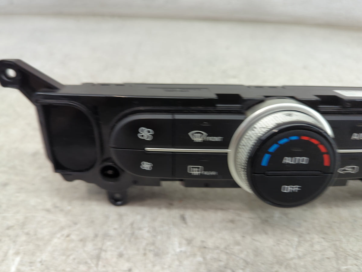 2014-2016 Kia Soul Climate Control Module Temperature AC/Heater Replacement P/N:97250-B2GQ0CA A2C86542002 Fits Fits 2014 201