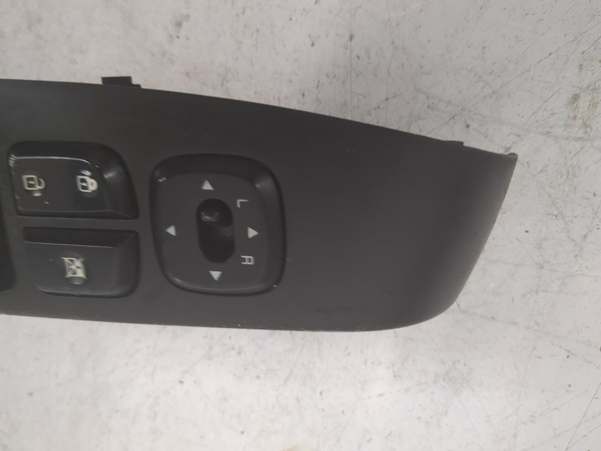 2014-2016 Kia Soul Master Power Window Switch Replacement Driver Side Left P/N:299130675 Fits Fits 2014 2015 2016 OEM Used A