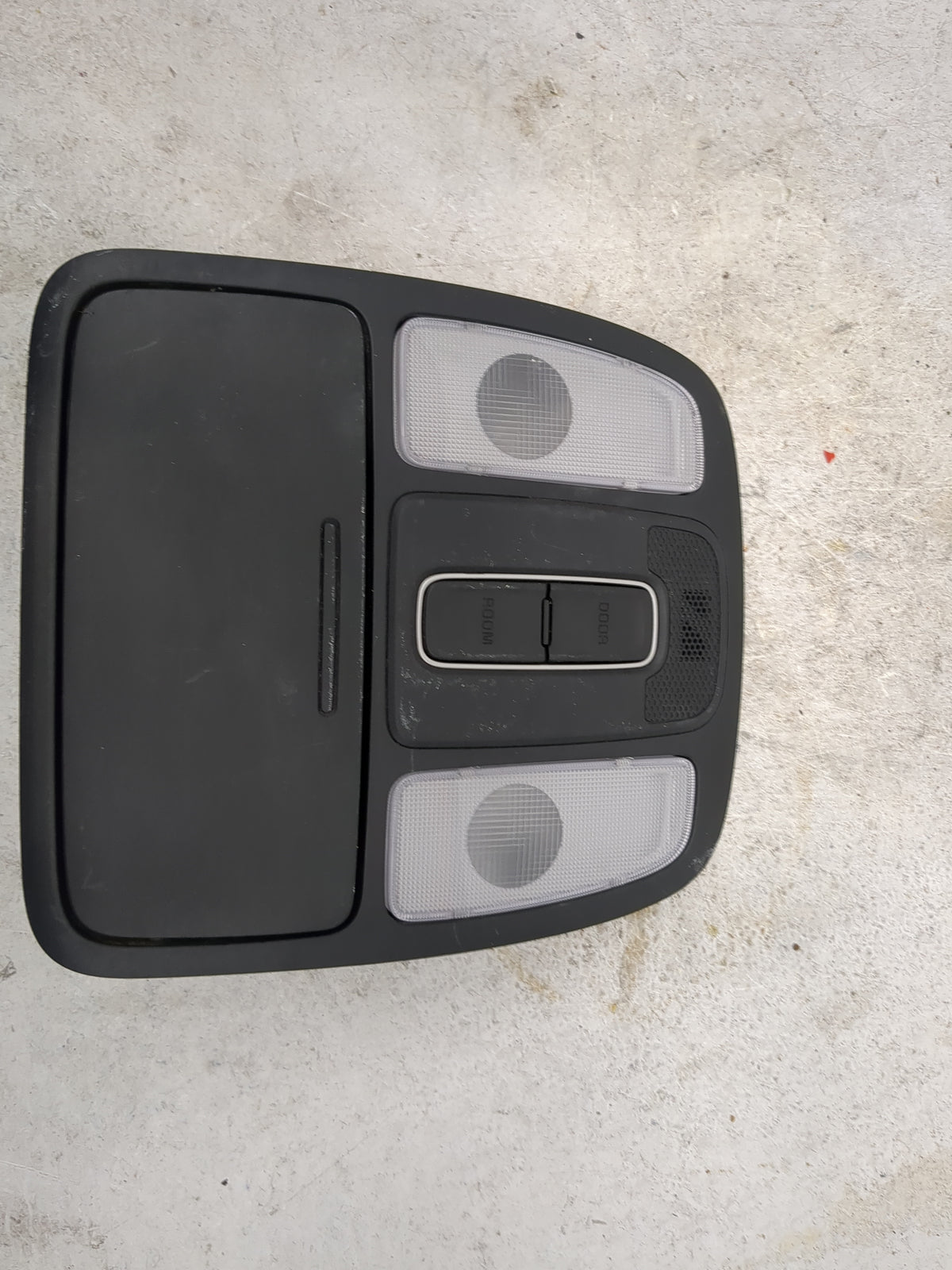 2014-2019 Kia Soul Overhead Roof Console Black - Oemusedautoparts1.com