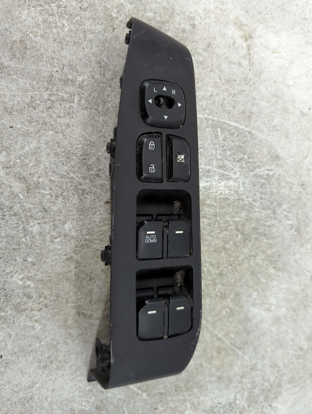 2014-2016 Kia Soul Master Power Window Switch Replacement Driver Side Left P/N:299130675 Fits Fits 2014 2015 2016 OEM Used A