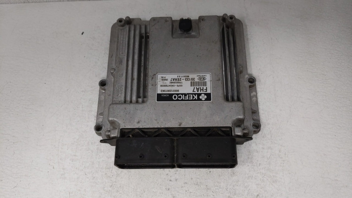 2016 Kia Soul PCM Engine Control Computer ECU ECM PCU OEM P/N:39131-2EHA7 39133-2EHA7 OEM Used Auto Parts - Oemusedautoparts