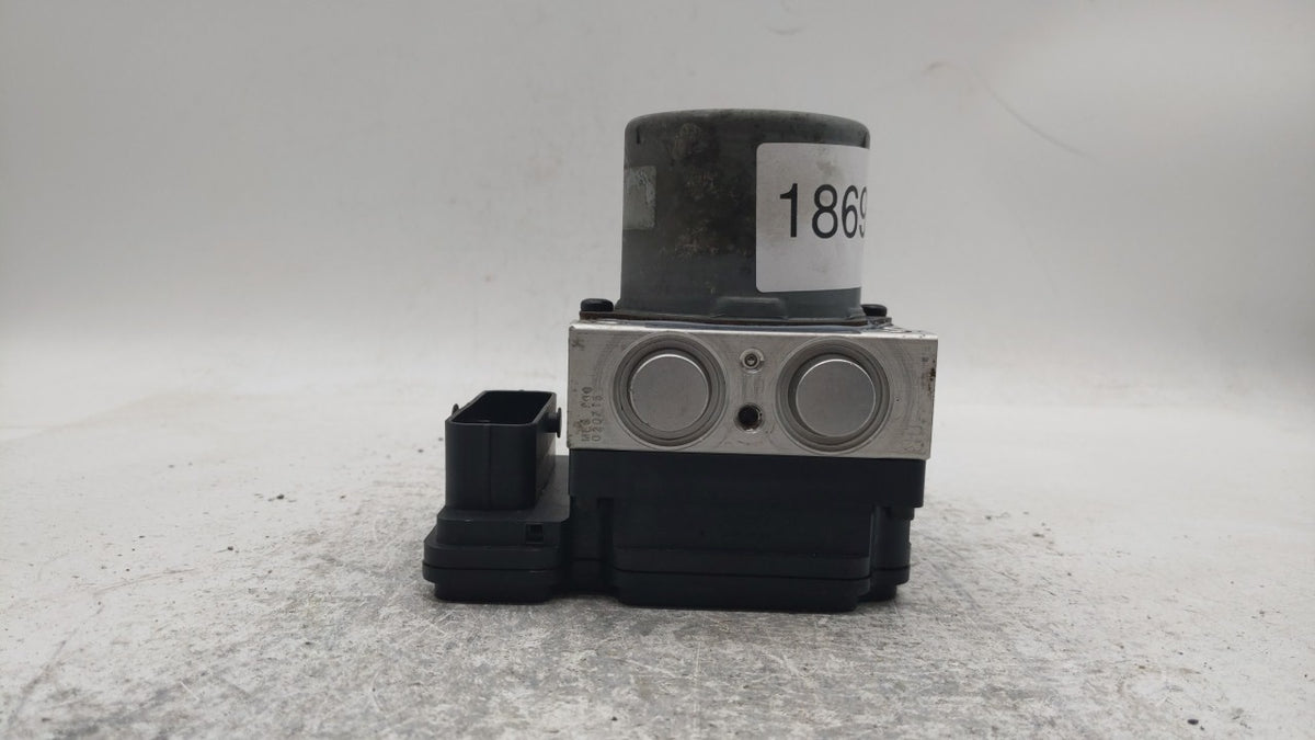 2016 Kia Soul Anti-Lock Brake ABS Pump Module Actuator OEM P/N:58900-B2720 B2589-22520, 58920-B2720 Fits OEM Used Auto Parts