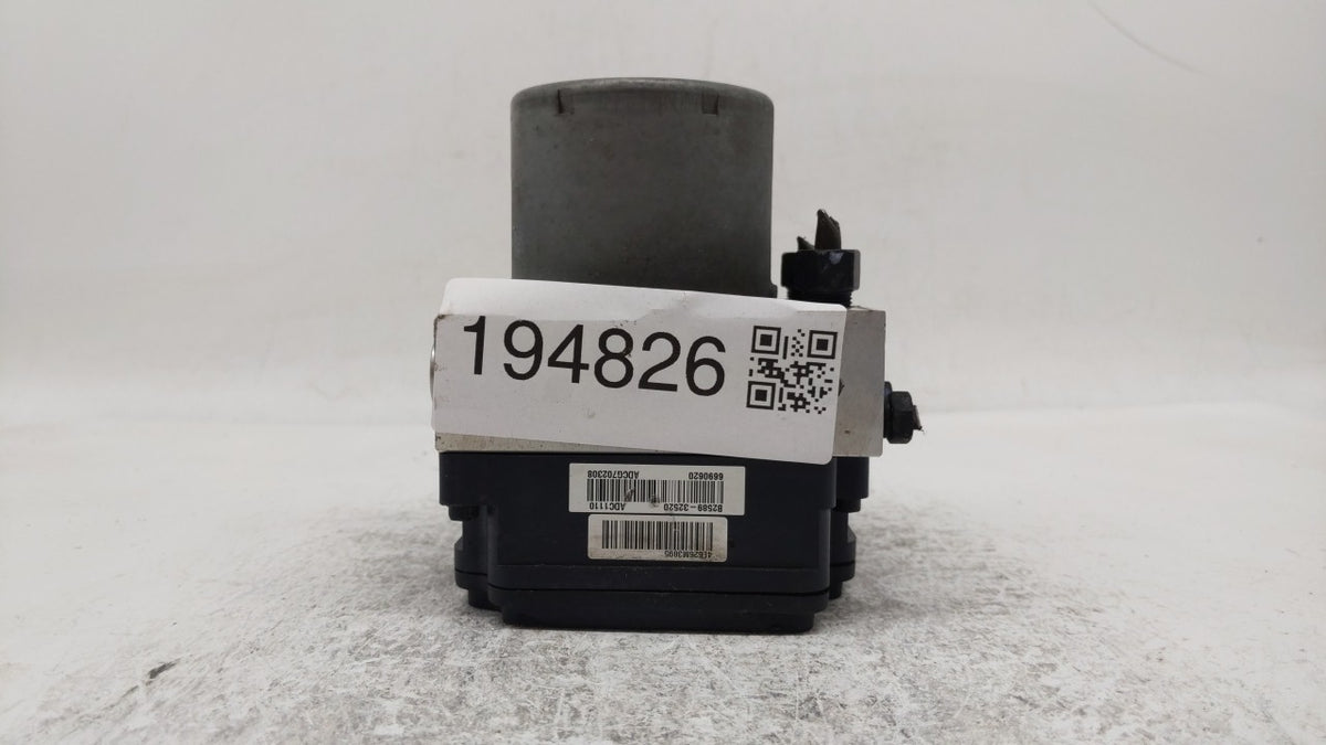 2016 Kia Soul Anti-Lock Brake ABS Pump Module Actuator OEM P/N:58900-B2720 B2589-22520, 58920-B2720 Fits OEM Used Auto Parts