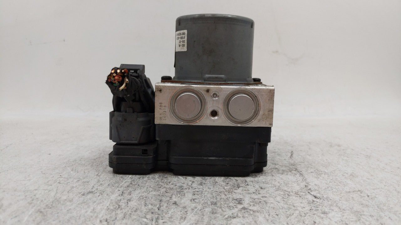 2016 Kia Soul ABS Pump Control Module Replacement P/N:58900-B2720 58920-B2720 Fits OEM Used Auto Parts - Oemusedautoparts1.c