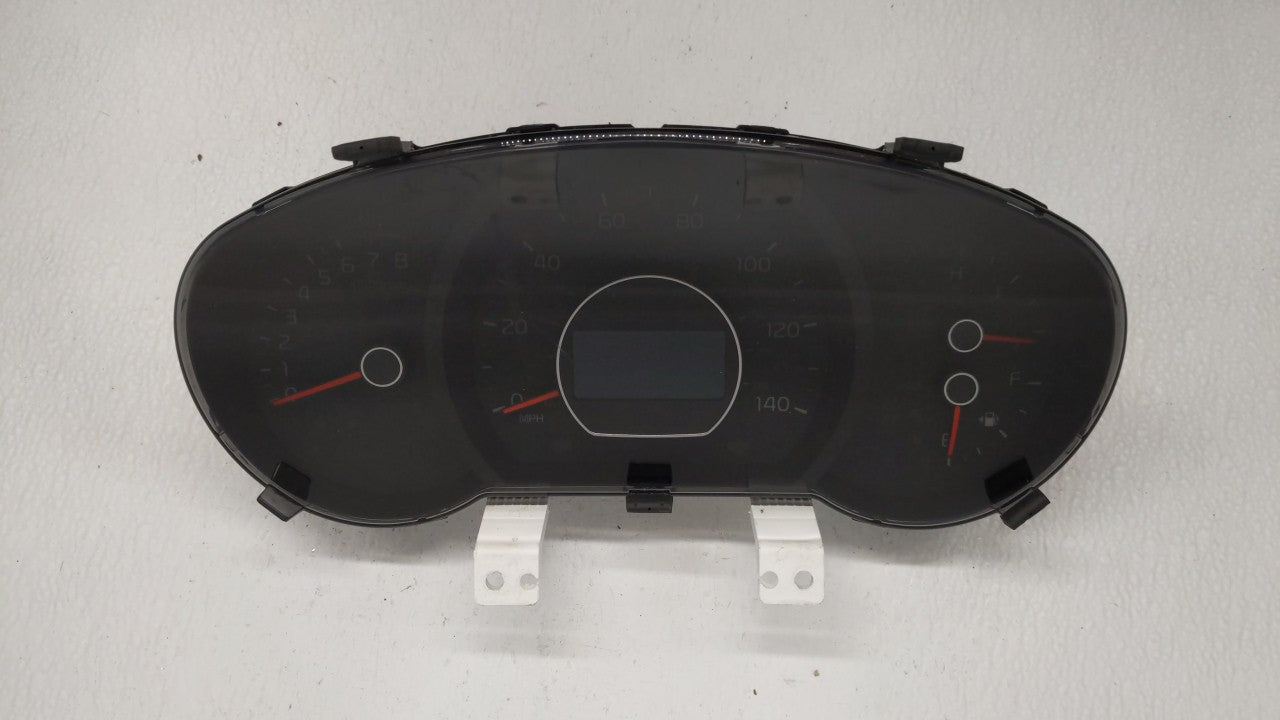 2016 Kia Soul Instrument Cluster Speedometer Gauges P/N:94006-B2600 Fits OEM Used Auto Parts - Oemusedautoparts1.com