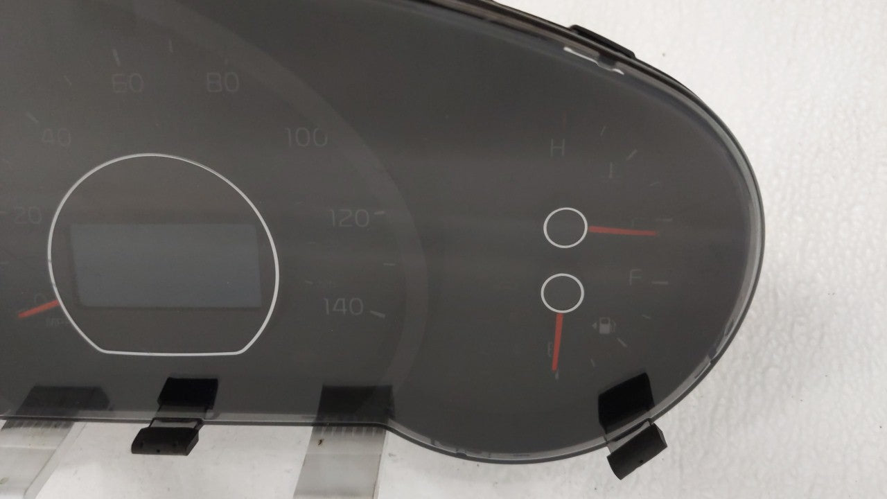 2016 Kia Soul Instrument Cluster Speedometer Gauges P/N:94006-B2600 Fits OEM Used Auto Parts - Oemusedautoparts1.com