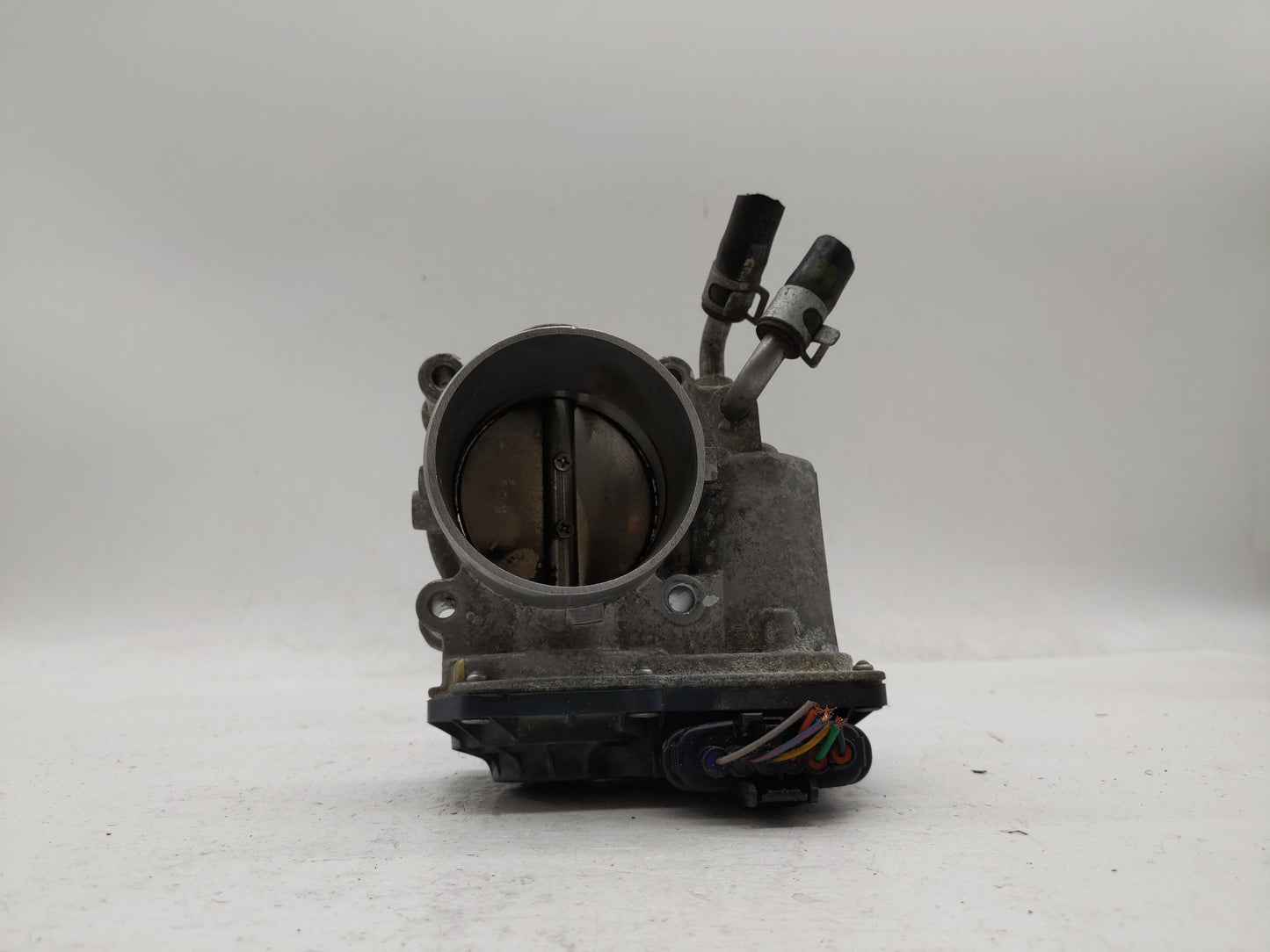 2014-2019 Kia Soul Throttle Body P/N:35100-2E000 Fits Fits 2011 2012 2013 2014 2015 2016 2017 2018 2019 OEM Used Auto Parts 