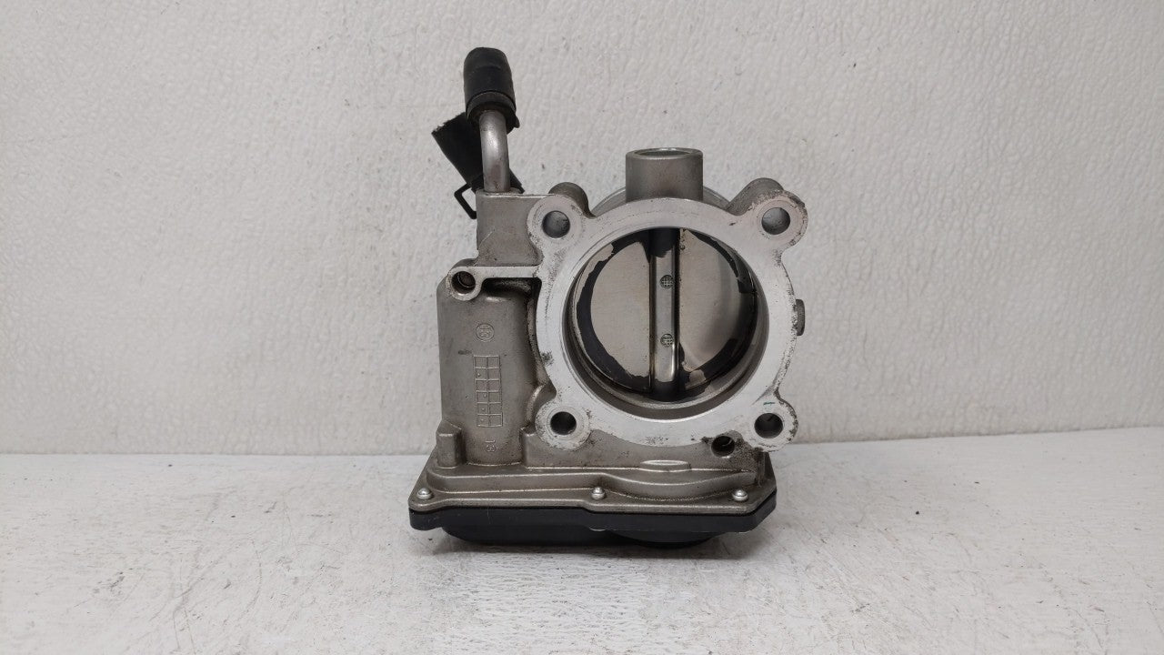 2014-2019 Kia Soul Throttle Body P/N:35100-2E000 Fits Fits 2011 2012 2013 2014 2015 2016 2017 2018 2019 OEM Used Auto Parts 