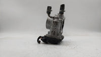 2012-2019 Kia Soul Throttle Body P/N:35100-2B300 Fits Fits 2012 2013 2014 2015 2016 2017 2018 2019 OEM Used Auto Parts - Oem