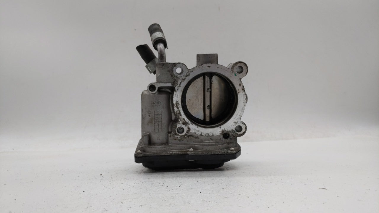2014-2019 Kia Soul Throttle Body P/N:35100-2E000 Fits Fits 2011 2012 2013 2014 2015 2016 2017 2018 2019 OEM Used Auto Parts 