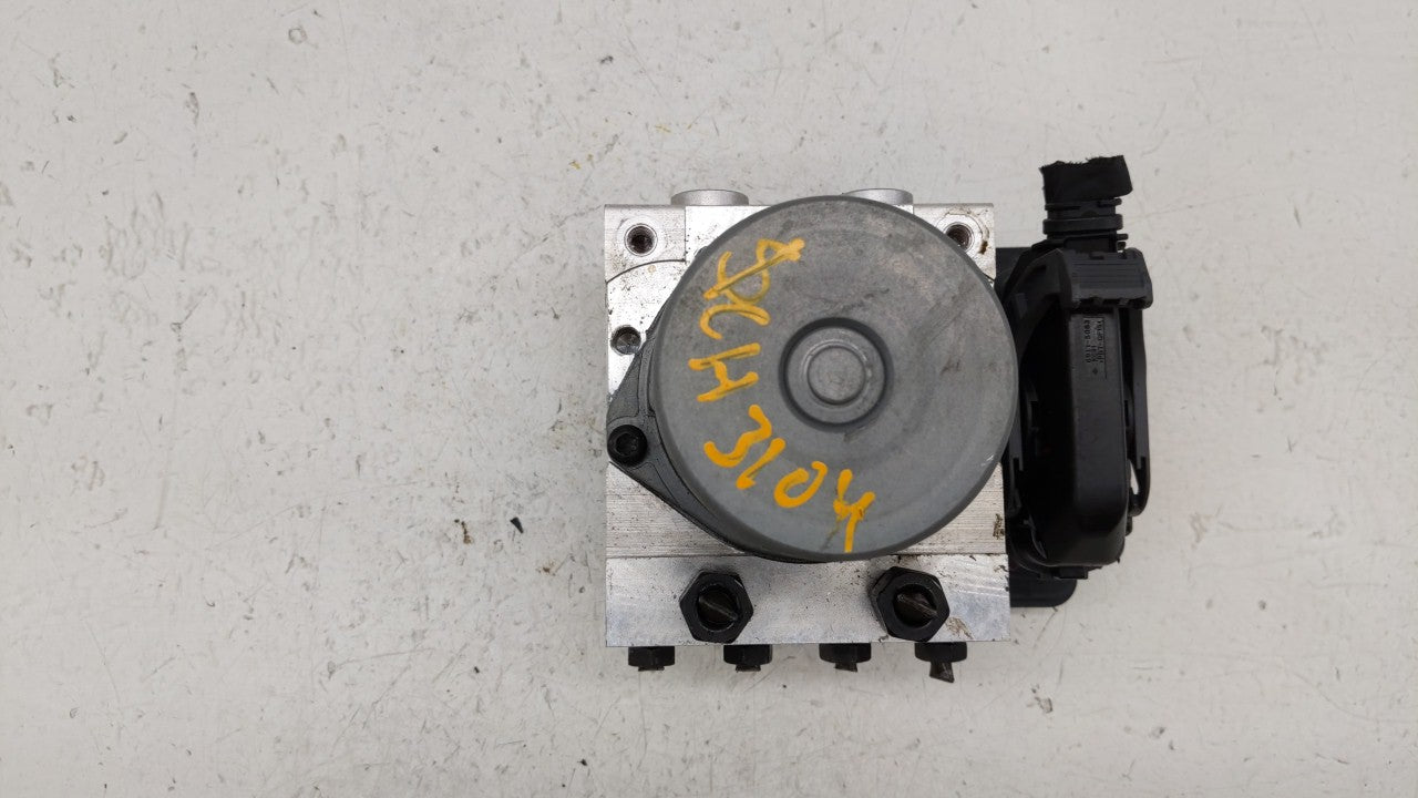 2016 Kia Soul ABS Pump Control Module Replacement P/N:58900-B2720 58920-B2720 Fits OEM Used Auto Parts - Oemusedautoparts1.c