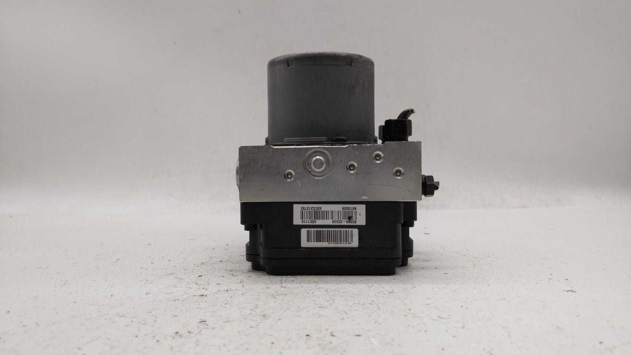 2016 Kia Soul ABS Pump Control Module Replacement P/N:58900-B2720 58920-B2720 Fits OEM Used Auto Parts - Oemusedautoparts1.c