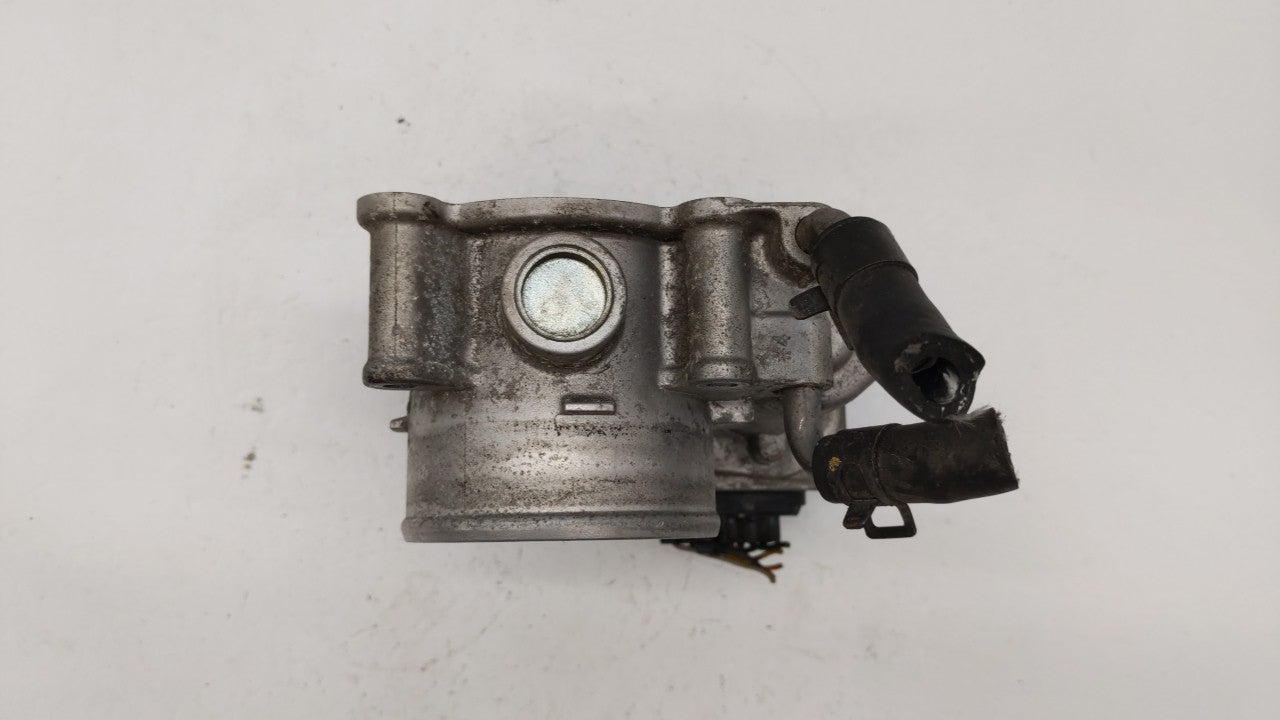 2014-2019 Kia Soul Throttle Body P/N:35100-2E000 Fits Fits 2011 2012 2013 2014 2015 2016 2017 2018 2019 OEM Used Auto Parts 