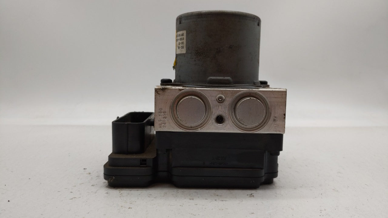 2016 Kia Soul ABS Pump Control Module Replacement P/N:58900-B2720 58920-B2720 Fits OEM Used Auto Parts - Oemusedautoparts1.c