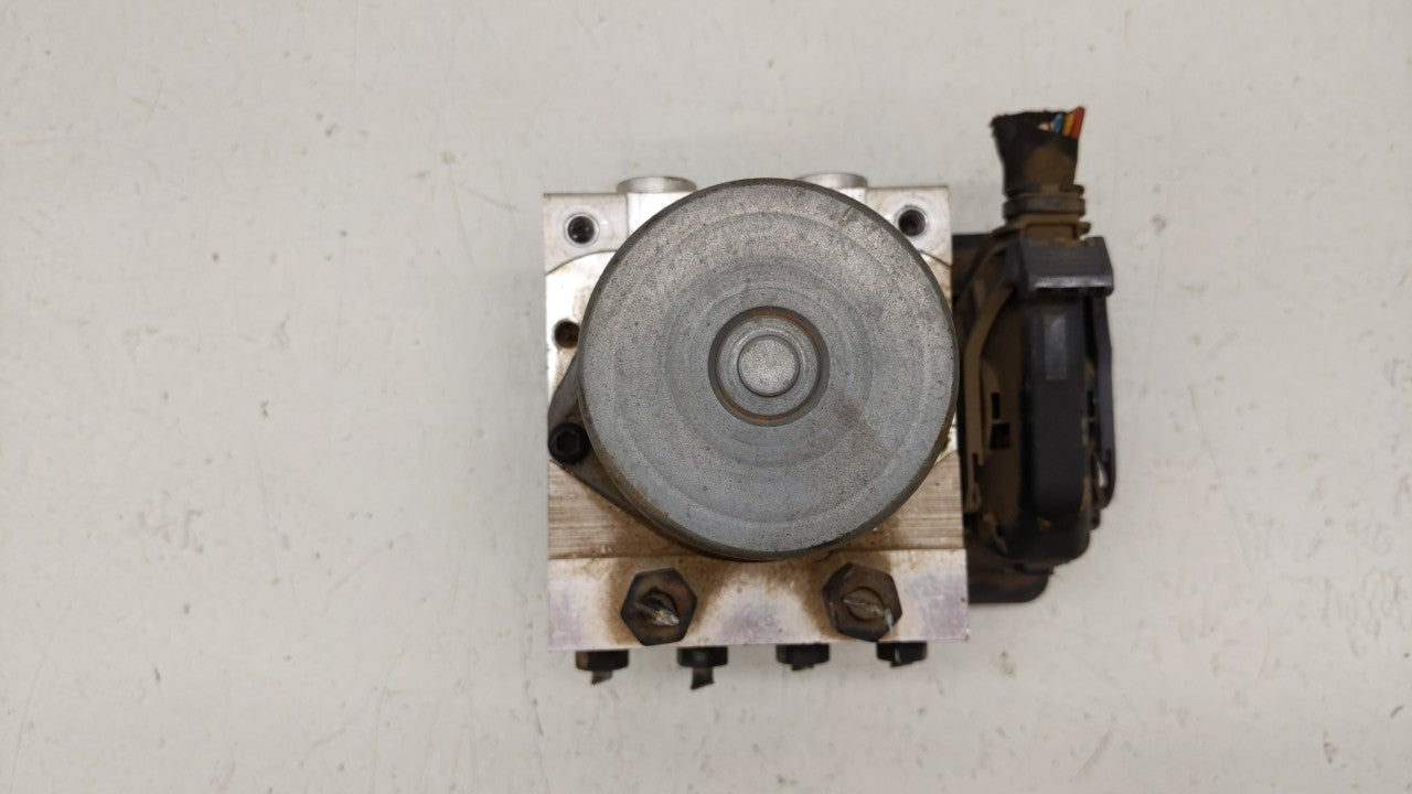2016 Kia Soul ABS Pump Control Module Replacement P/N:58900-B2720 58920-B2720 Fits OEM Used Auto Parts - Oemusedautoparts1.c