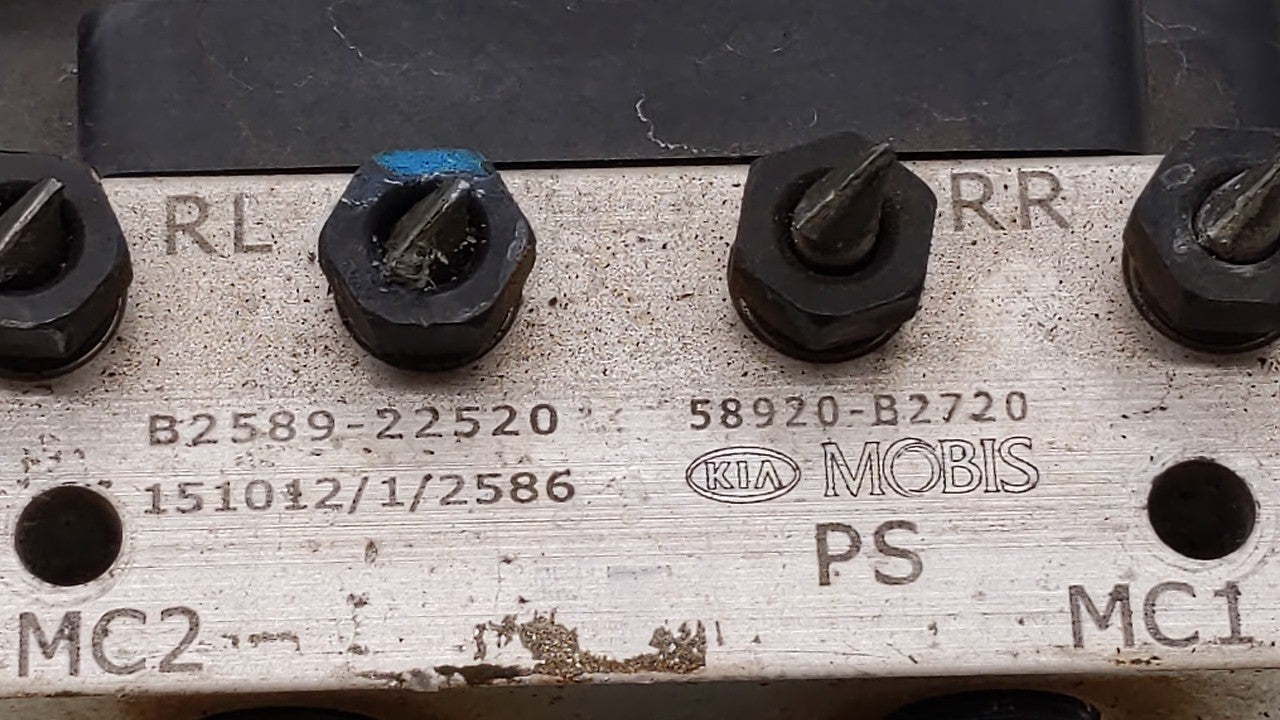2016 Kia Soul ABS Pump Control Module Replacement P/N:58900-B2720 58920-B2720 Fits OEM Used Auto Parts - Oemusedautoparts1.c