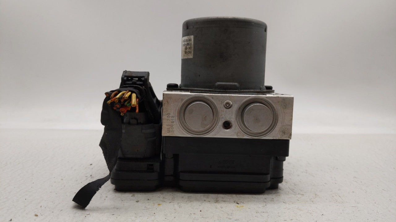 2016 Kia Soul ABS Pump Control Module Replacement P/N:58900-B2720 58920-B2720 Fits OEM Used Auto Parts - Oemusedautoparts1.c