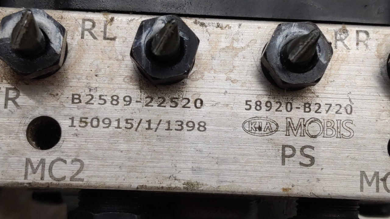2016 Kia Soul ABS Pump Control Module Replacement P/N:58900-B2720 58920-B2720 Fits OEM Used Auto Parts - Oemusedautoparts1.c
