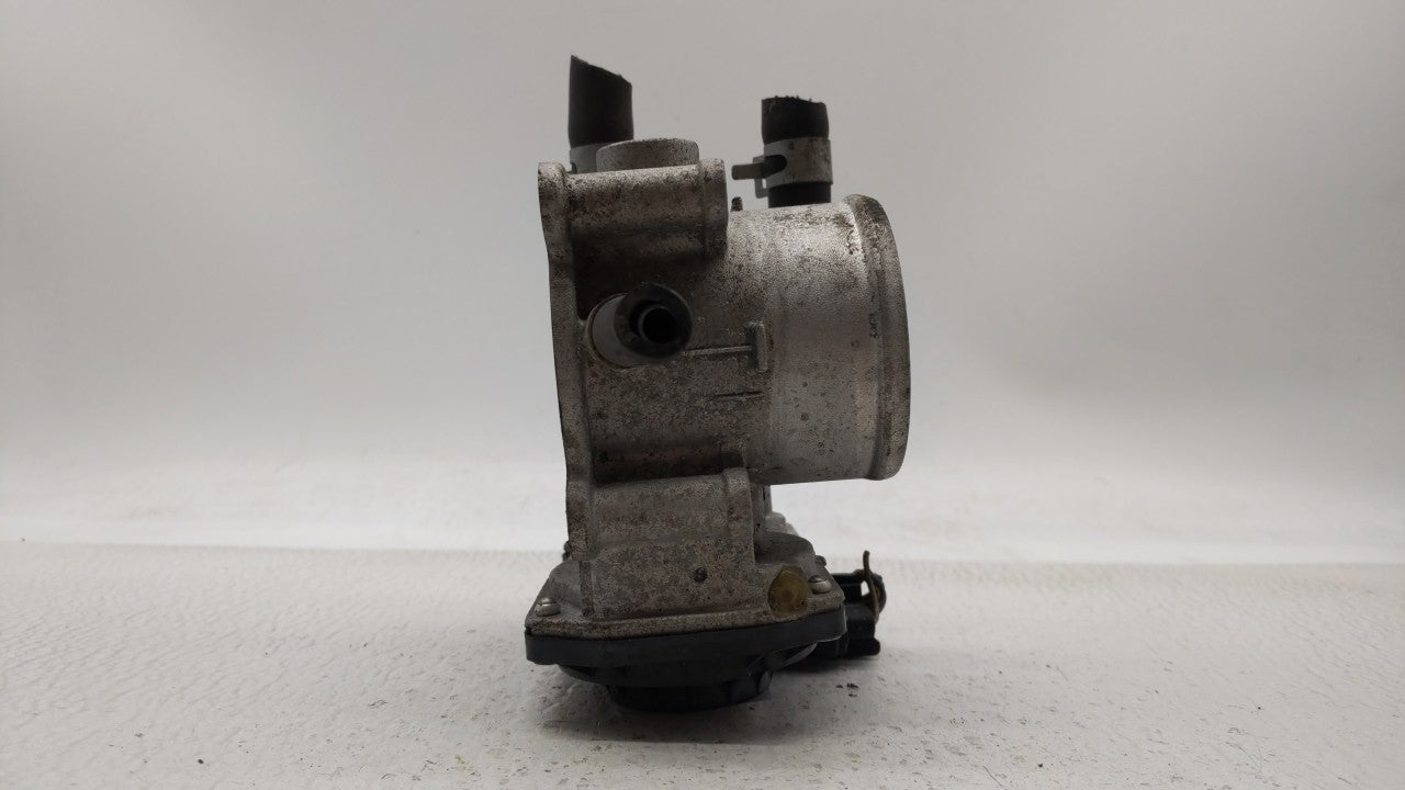 2012-2019 Kia Soul Throttle Body P/N:5302-1S02 35100-2B300 Fits Fits 2012 2013 2014 2015 2016 2017 2018 2019 OEM Used Auto P