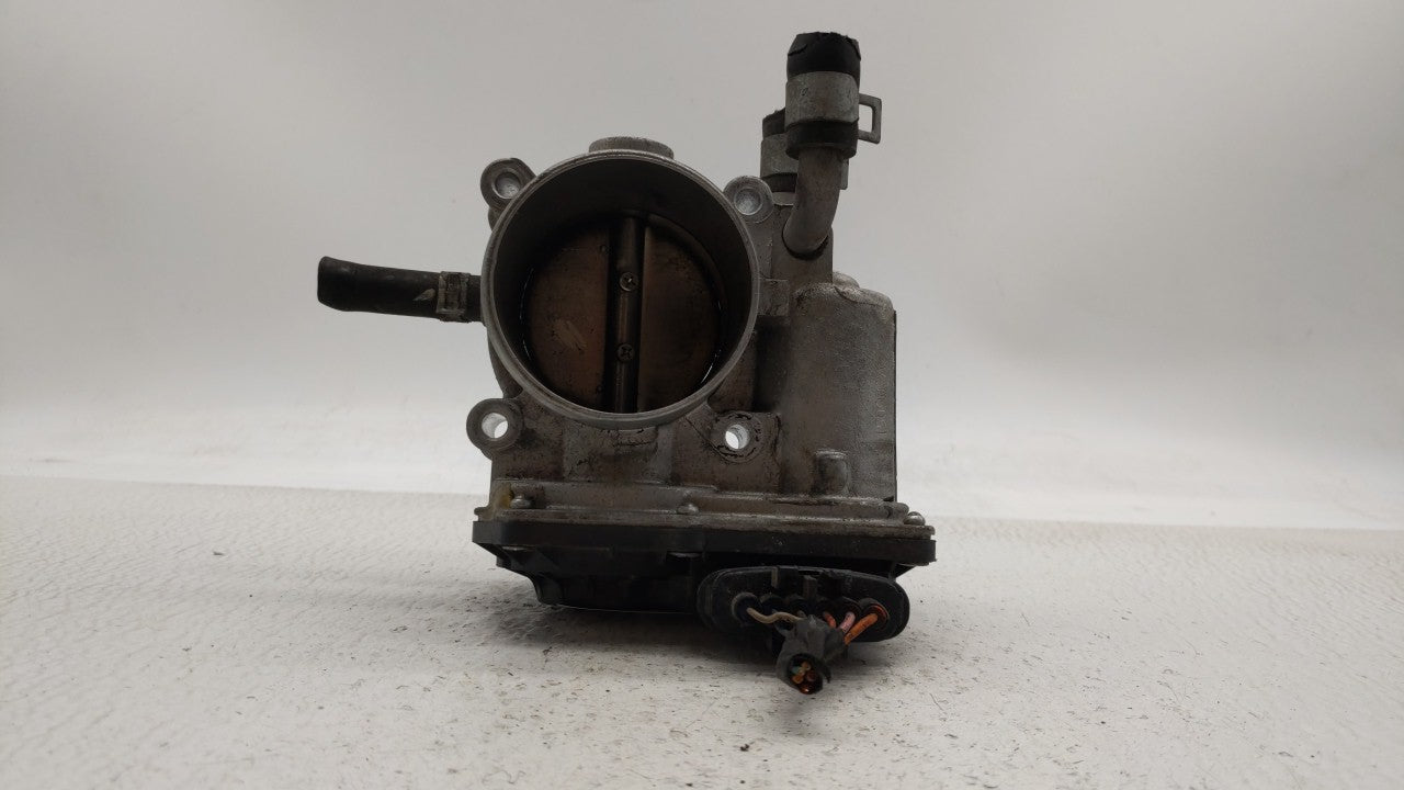 2012-2019 Kia Soul Throttle Body P/N:5302-1S02 35100-2B300 Fits Fits 2012 2013 2014 2015 2016 2017 2018 2019 OEM Used Auto P