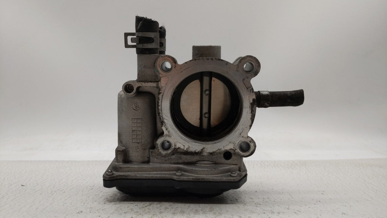 2012-2019 Kia Soul Throttle Body P/N:5302-1S02 35100-2B300 Fits Fits 2012 2013 2014 2015 2016 2017 2018 2019 OEM Used Auto P