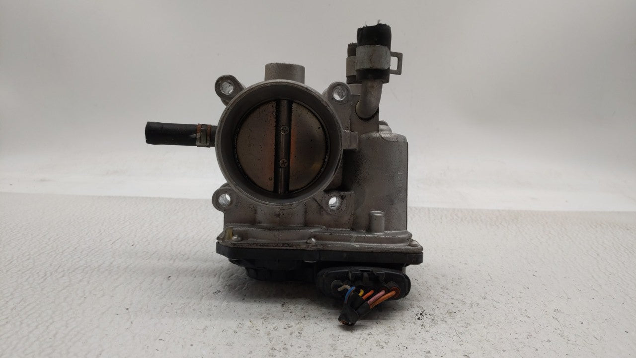 2012-2019 Kia Soul Throttle Body P/N:5302-1S02 35100-2B300 Fits Fits 2012 2013 2014 2015 2016 2017 2018 2019 OEM Used Auto P