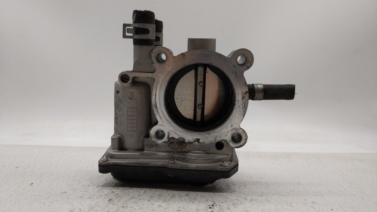 2012-2019 Kia Soul Throttle Body P/N:5302-1S02 35100-2B300 Fits Fits 2012 2013 2014 2015 2016 2017 2018 2019 OEM Used Auto P