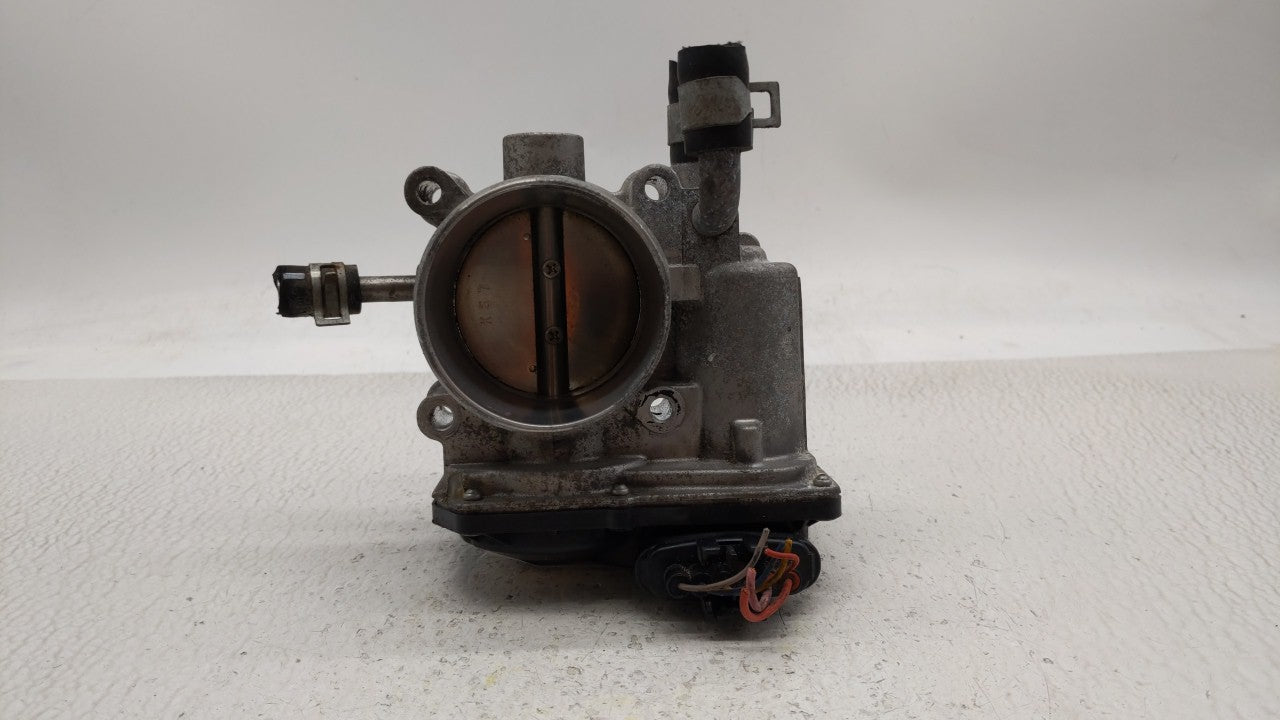 2012-2019 Kia Soul Throttle Body P/N:5302-1S02 35100-2B300 Fits Fits 2012 2013 2014 2015 2016 2017 2018 2019 OEM Used Auto P