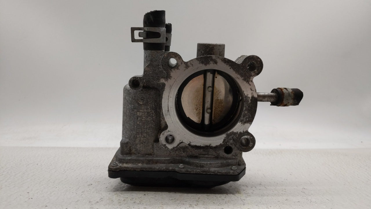 2012-2019 Kia Soul Throttle Body P/N:5302-1S02 35100-2B300 Fits Fits 2012 2013 2014 2015 2016 2017 2018 2019 OEM Used Auto P