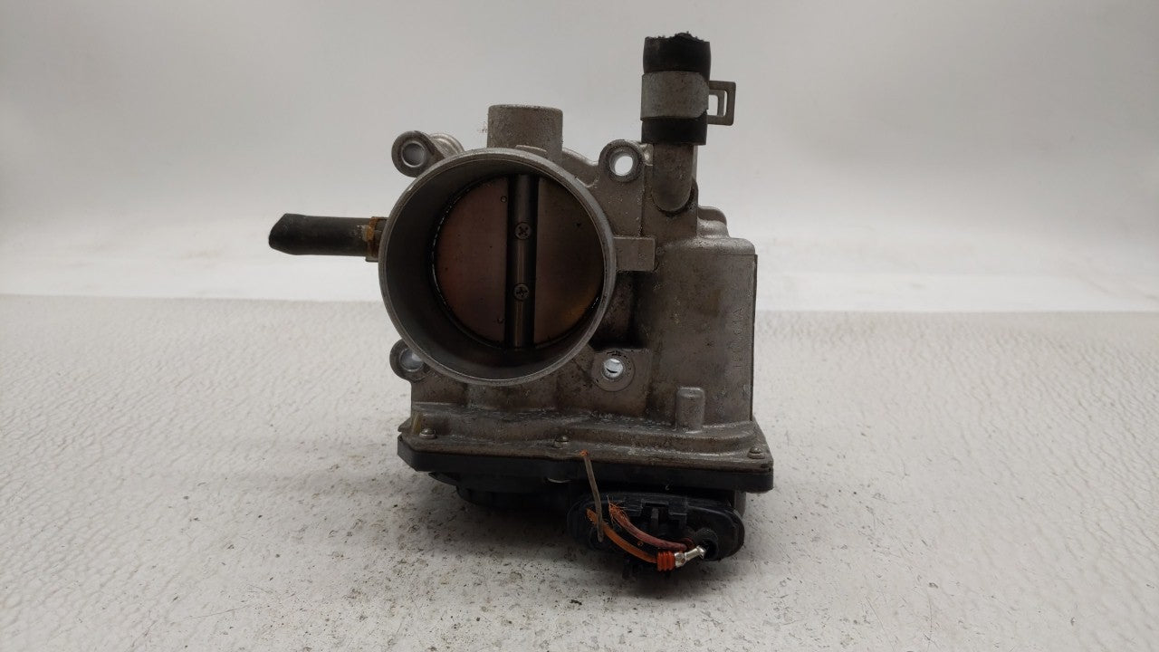 2012-2019 Kia Soul Throttle Body P/N:5302-1S02 35100-2B300 Fits Fits 2012 2013 2014 2015 2016 2017 2018 2019 OEM Used Auto P