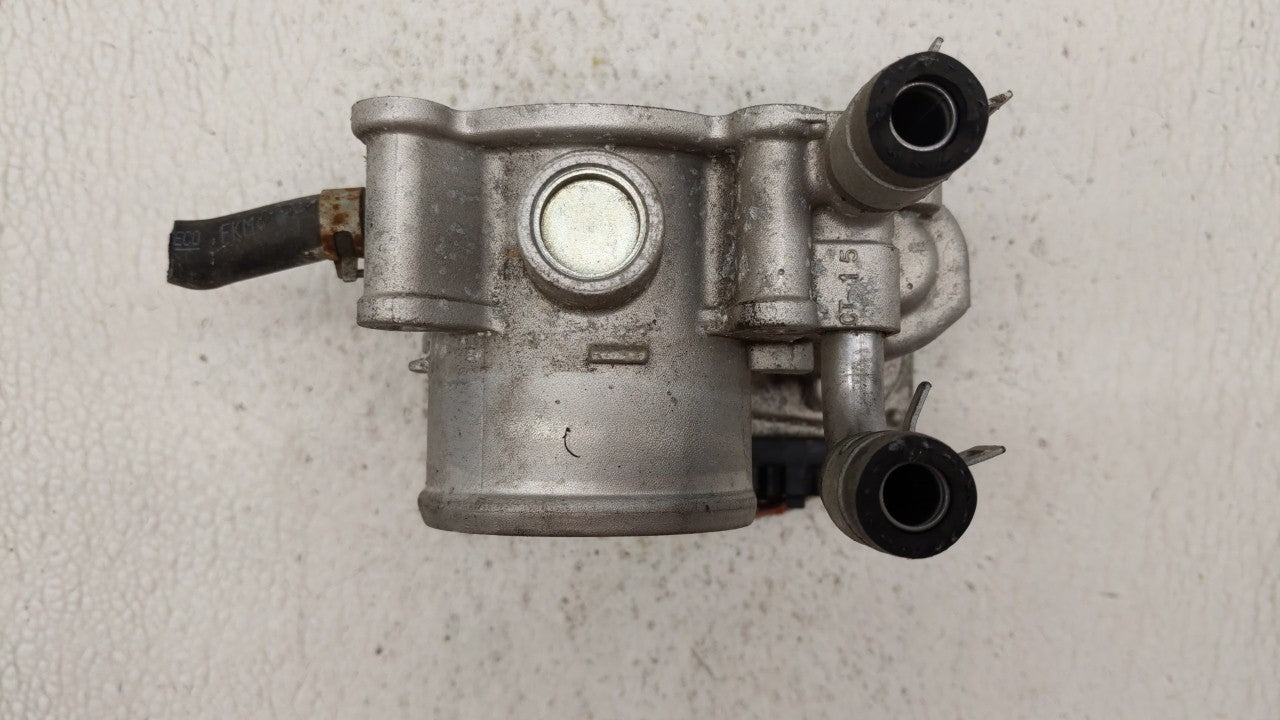2012-2019 Kia Soul Throttle Body P/N:5302-1S02 35100-2B300 Fits Fits 2012 2013 2014 2015 2016 2017 2018 2019 OEM Used Auto P