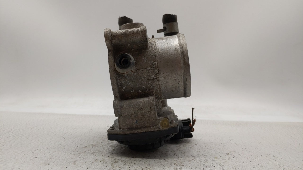 2012-2019 Kia Soul Throttle Body P/N:5302-1S02 35100-2B300 Fits Fits 2012 2013 2014 2015 2016 2017 2018 2019 OEM Used Auto P
