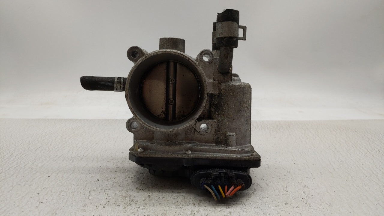 2012-2019 Kia Soul Throttle Body P/N:5302-1S02 35100-2B300 Fits Fits 2012 2013 2014 2015 2016 2017 2018 2019 OEM Used Auto P