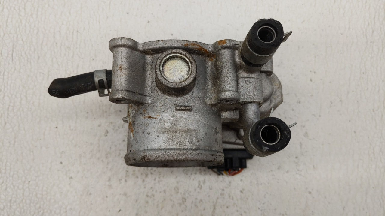 2012-2019 Kia Soul Throttle Body P/N:5302-1S02 35100-2B300 Fits Fits 2012 2013 2014 2015 2016 2017 2018 2019 OEM Used Auto P