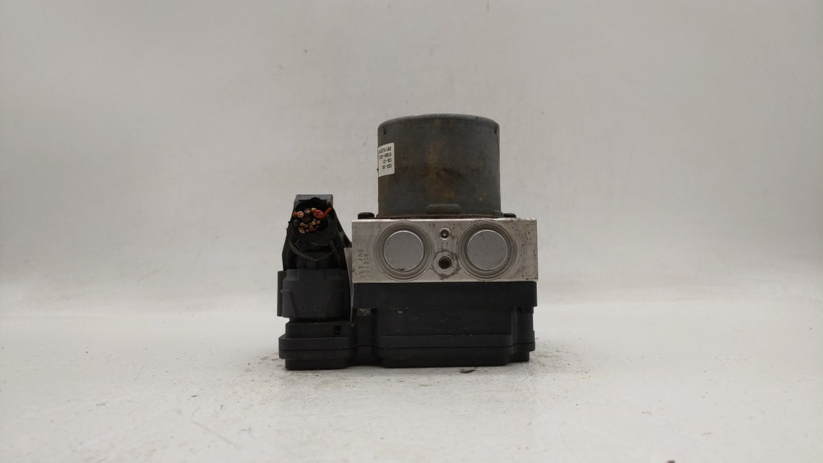 2016 Kia Soul Anti-Lock Brake ABS Pump Module Actuator OEM P/N:58900-B2720 58920-B2720 Fits OEM Used Auto Parts - Oemusedaut