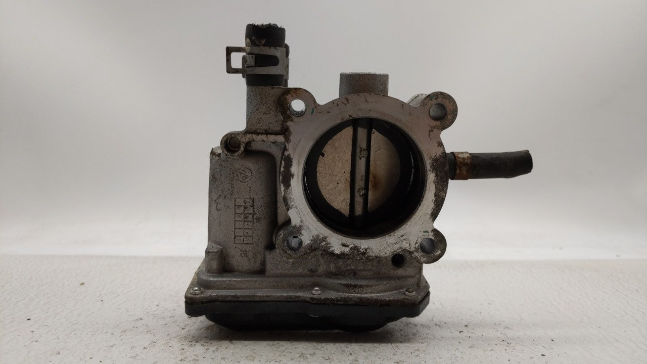 2012-2019 Kia Soul Throttle Body P/N:5302-1S02 35100-2B300 Fits Fits 2012 2013 2014 2015 2016 2017 2018 2019 OEM Used Auto P