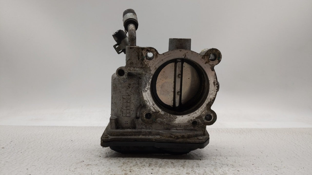 2014-2019 Kia Soul Throttle Body P/N:35100-2E000 Fits Fits 2011 2012 2013 2014 2015 2016 2017 2018 2019 OEM Used Auto Parts 